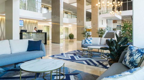 Pacific Hotel Cairns - Local Tourism 2