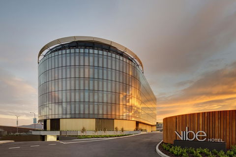 Vibe Hotel Canberra - Australia Shopping 30