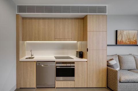 Vibe Hotel Canberra - Australia Shopping 37