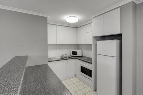 Adina Serviced Apartments Canberra James Court - Accommodation Australia 1