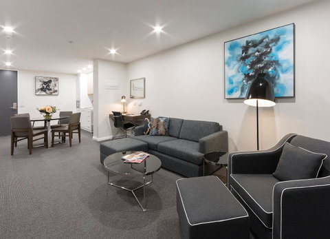 Avenue Hotel Canberra - Accommodation Australia 2