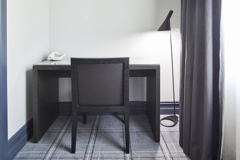 Brassey Hotel - Managed By Doma Hotels - Accommodation Australia 13