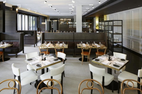 Brassey Hotel - Managed By Doma Hotels - Accommodation Australia 25