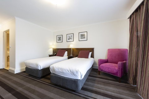 Mercure Canberra - Accommodation Australia 8