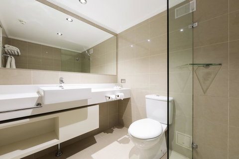 Mercure Canberra - Accommodation Australia 13