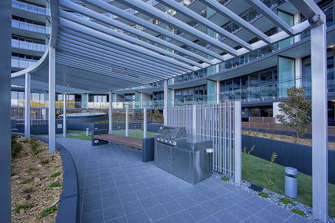 Manhattan 303 Canberra City ACT - Australia Shopping 2