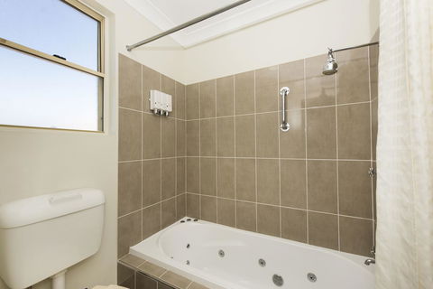 Soldiers Motel - Accommodation Australia 8
