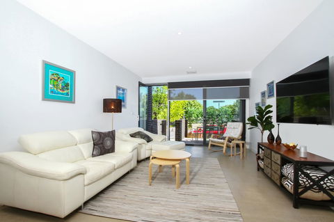 Accommodate Canberra - Parbery - Accommodation Australia 21