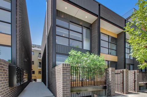 Accommodate Canberra - Parbery - Accommodation Australia 8