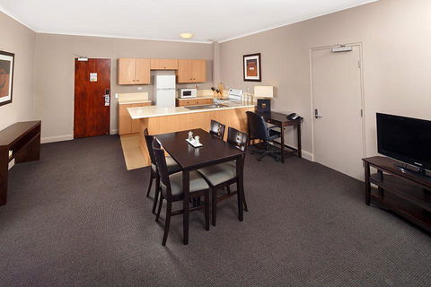 Quality Hotel Dickson - Accommodation Australia 7