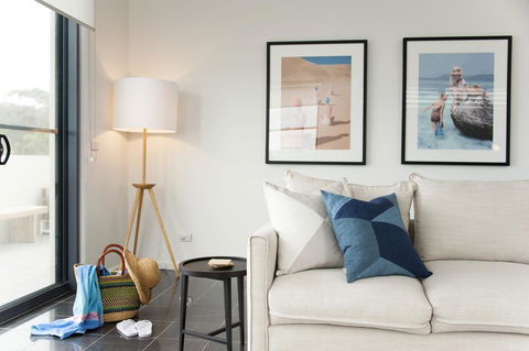 Mollymook Beachfront Penthouse 9 - Accommodation Australia 8