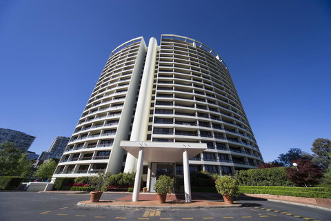 BreakFree Capital Tower Apartments - Australia Shopping 0