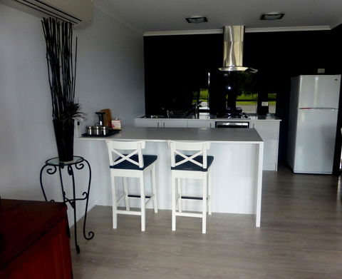 Lure Bed And Breakfast - Accommodation Australia 4