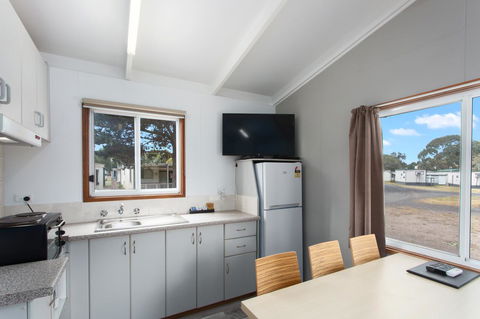 Victor Harbor Holiday Park - Accommodation Australia 30