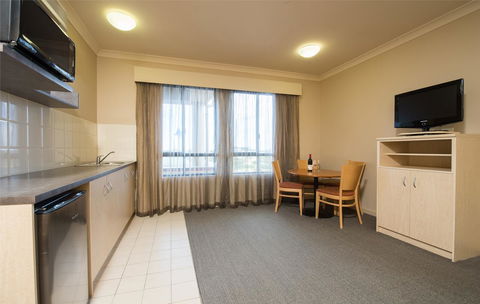 McCracken Country Club - Accommodation Australia 24
