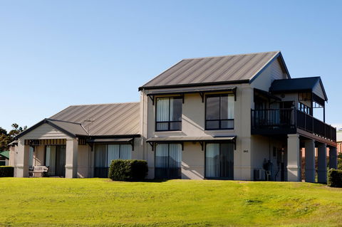 McCracken Country Club - Accommodation Australia 3