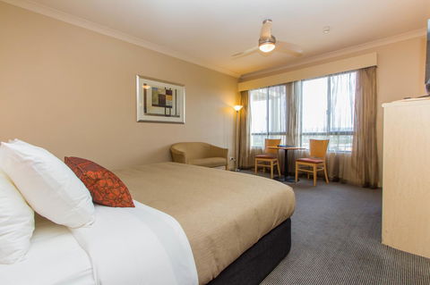 McCracken Country Club - Accommodation Australia 21