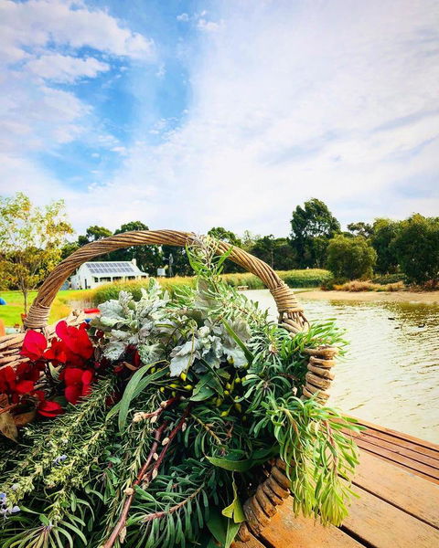 The Lake House Retreat - Local Tourism 24