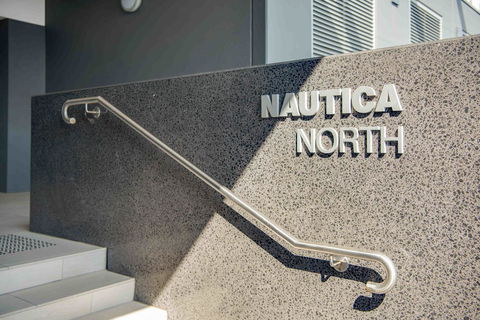 Port Adelaide Executive Waterfront Apartment - Accommodation Australia 31