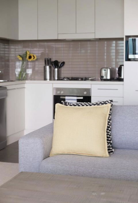 Port Adelaide Executive Waterfront Apartment - Accommodation Australia 19