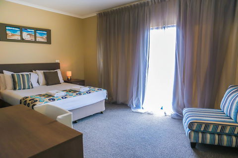 Marina Hotel - Accommodation Australia 31