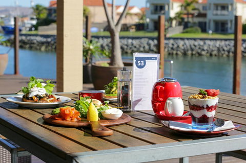 Marina Hotel - Accommodation Australia 40