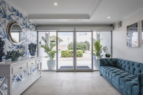Marina Hotel - Accommodation Australia 18