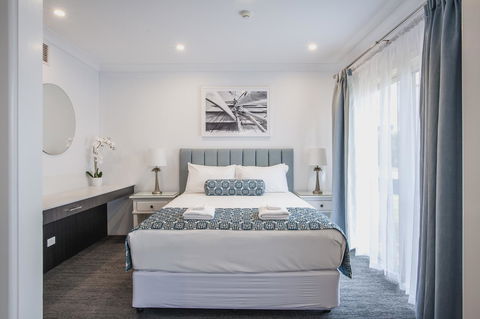 Marina Hotel - Accommodation Australia 21