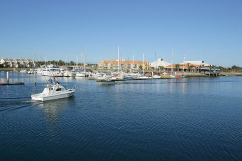 Marina Hotel - Accommodation Australia 39