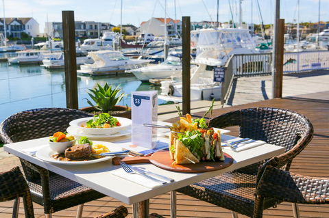 Marina Hotel - Accommodation Australia 43