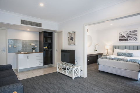 Marina Hotel - Accommodation Australia 26