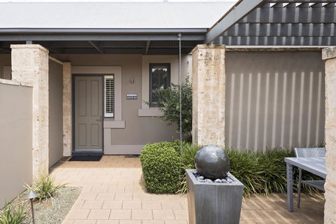 The Louise - Accommodation Australia 15