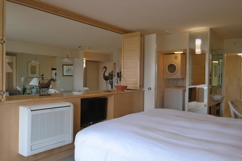 Pacific Bay Resort - Local Tourism 32