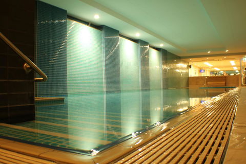 Beachside Luxury Apartments One & Two Bedroom In Beachfront Oaks Pier Building - Bed n Breakfasts 34
