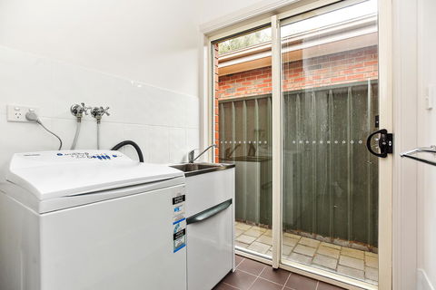 'The Hidden Diamond' - Normanville - Accommodation Australia 30