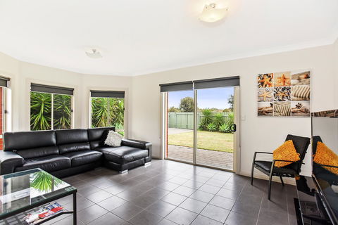 'The Hidden Diamond' - Normanville - Accommodation Australia 21