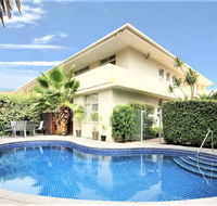 Hi 5 stars Glenelg Studio Apartment - Accommodation Australia
