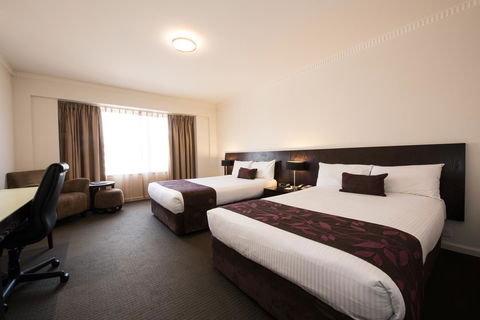 Hotel Grand Chancellor Adelaide - Accommodation Australia 2