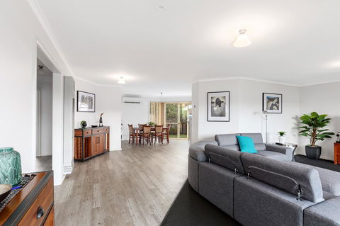 Maggie\'s Place - Accommodation Australia 11
