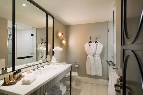 Mayfair Hotel - Accommodation Australia 12