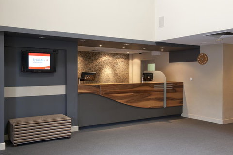 BreakFree Adelaide - Local Tourism 7