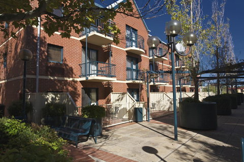 BreakFree Adelaide - Local Tourism 6