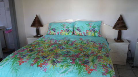 \'Point Break\' Your Waterfront Break At The Point - Accommodation Australia 9