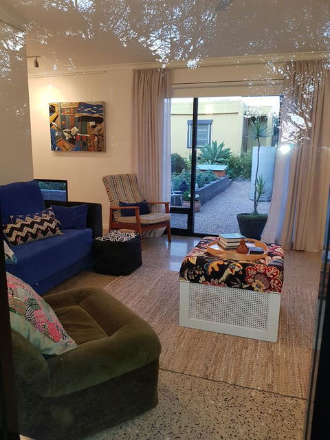 Sinclair Eco House - Accommodation Australia 10
