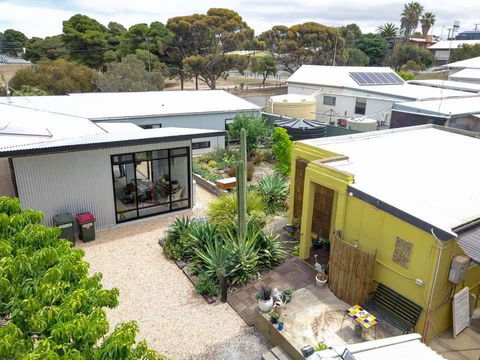 Sinclair Eco House - Accommodation Australia 15