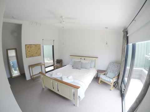 Sinclair Eco House - Accommodation Australia 8