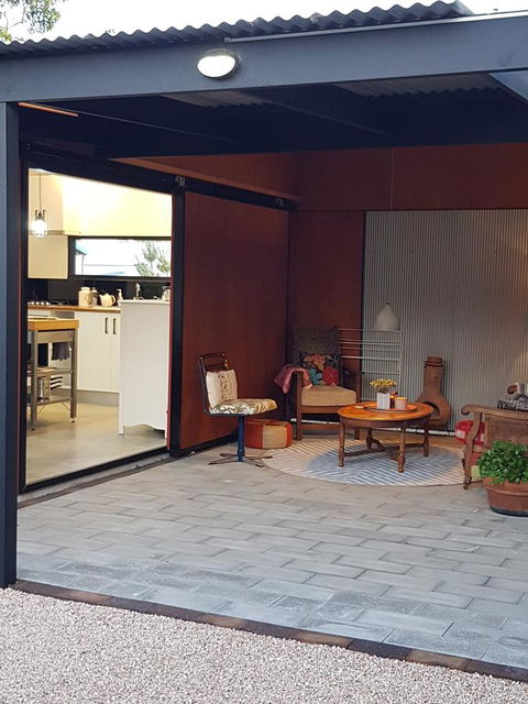 Sinclair Eco House - Accommodation Australia 3