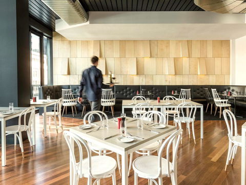 Ibis Adelaide - Bed n Breakfasts 41