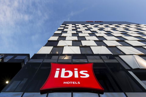 Ibis Adelaide - Bed n Breakfasts 13