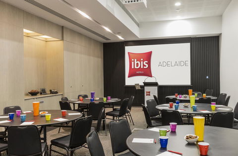 Ibis Adelaide - Bed n Breakfasts 25